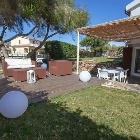 Holiday home Casa Dei Platani Olbia